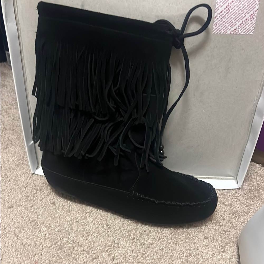 Black Fringe Women's Shoe